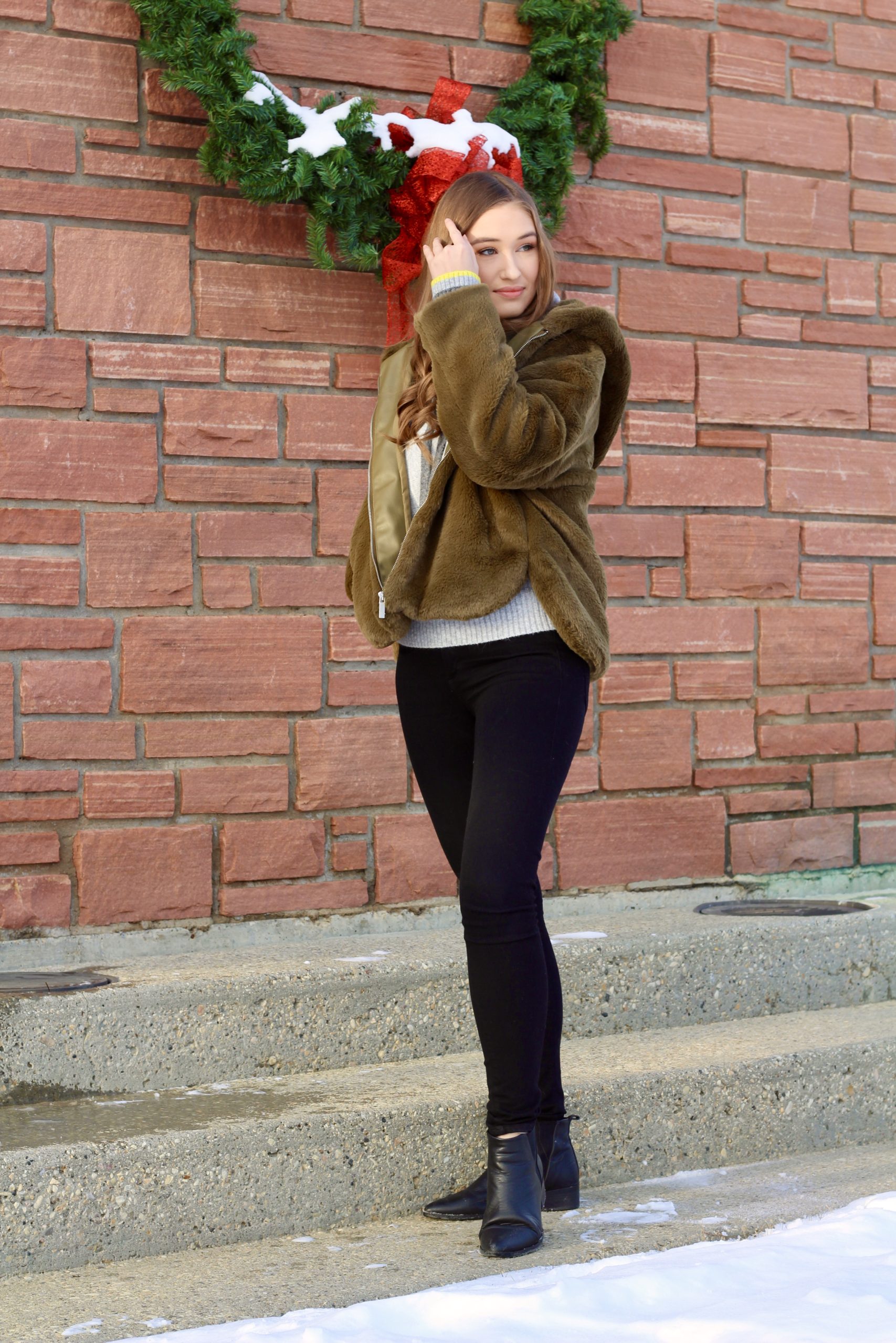 Outfit of the day featuring furry khaki zara coat and Pringle of Scotland x H&M Fine Knit Hoodie