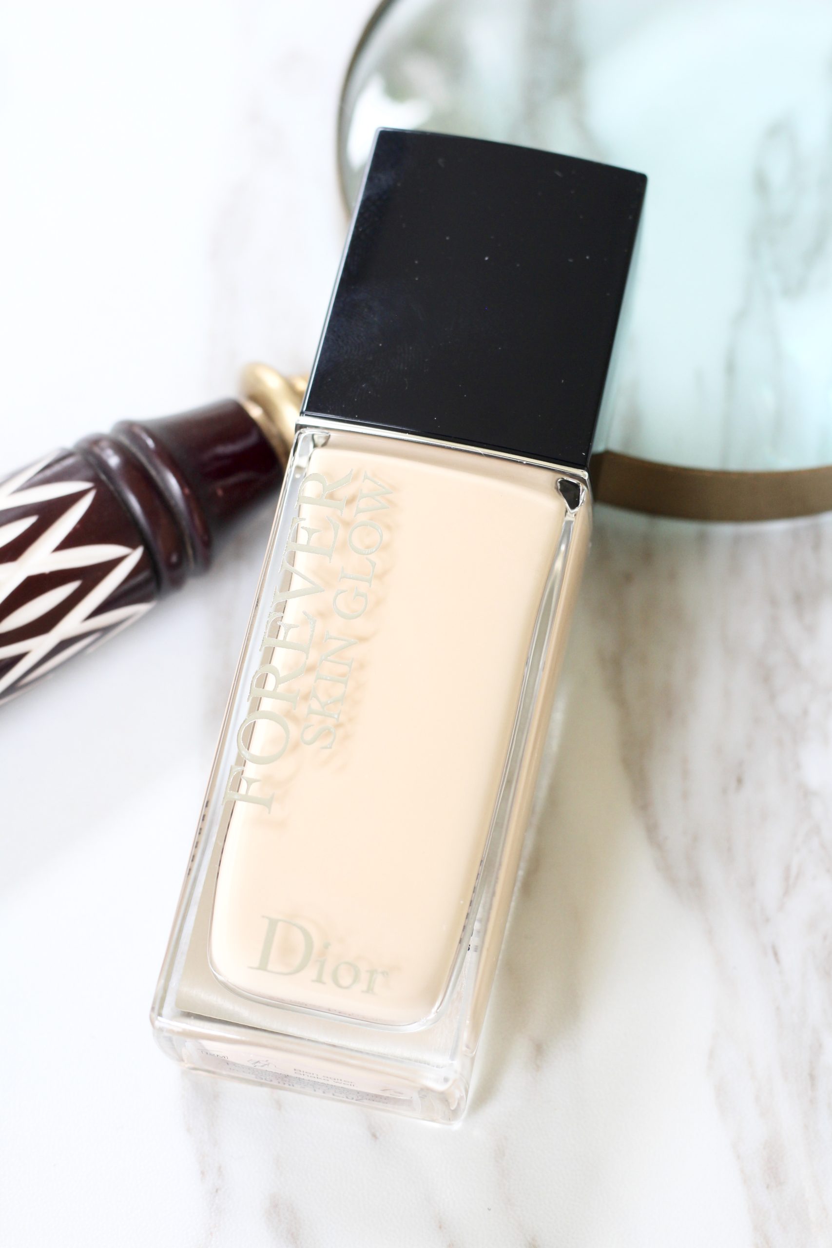 Dior Forever Skin Glow Foundation 