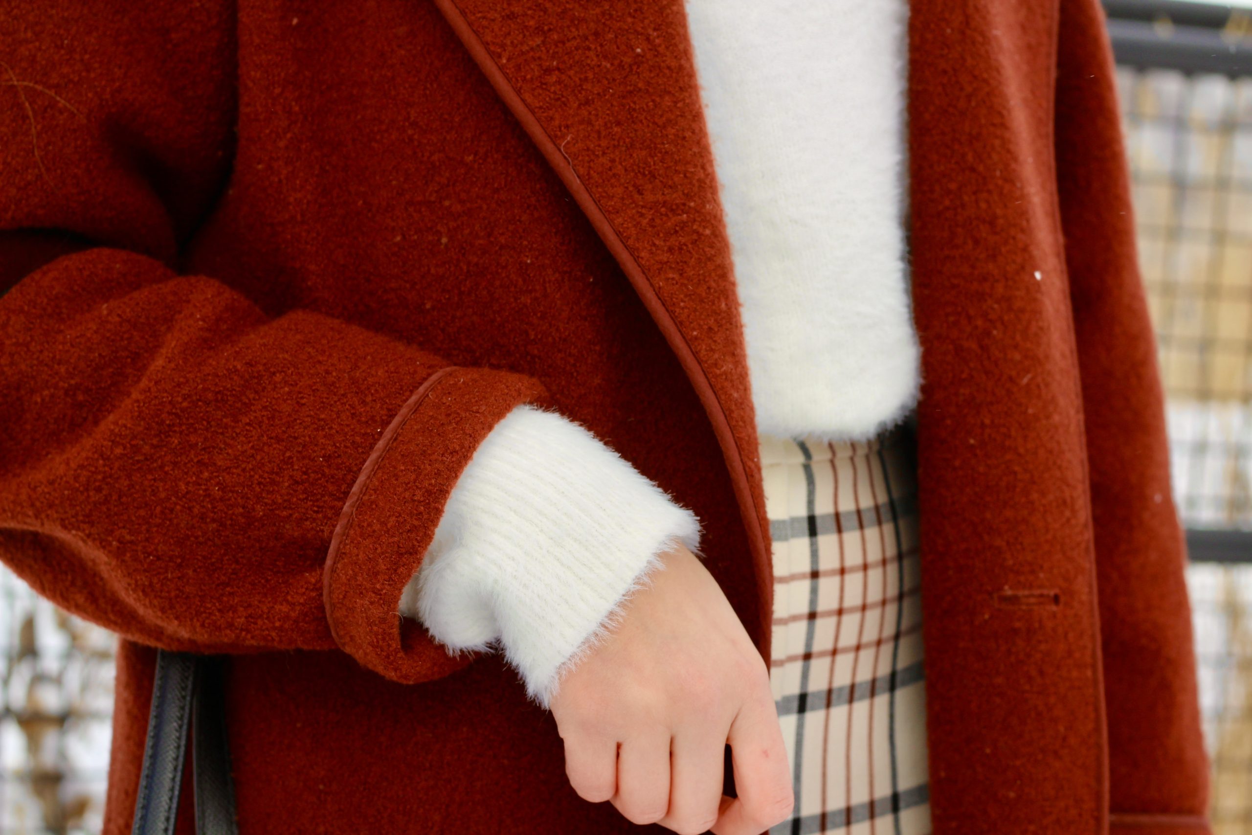 outfit featuring aritzia Charlize coat, Aritzia Genie Check pant and michael kors voyager tote bag