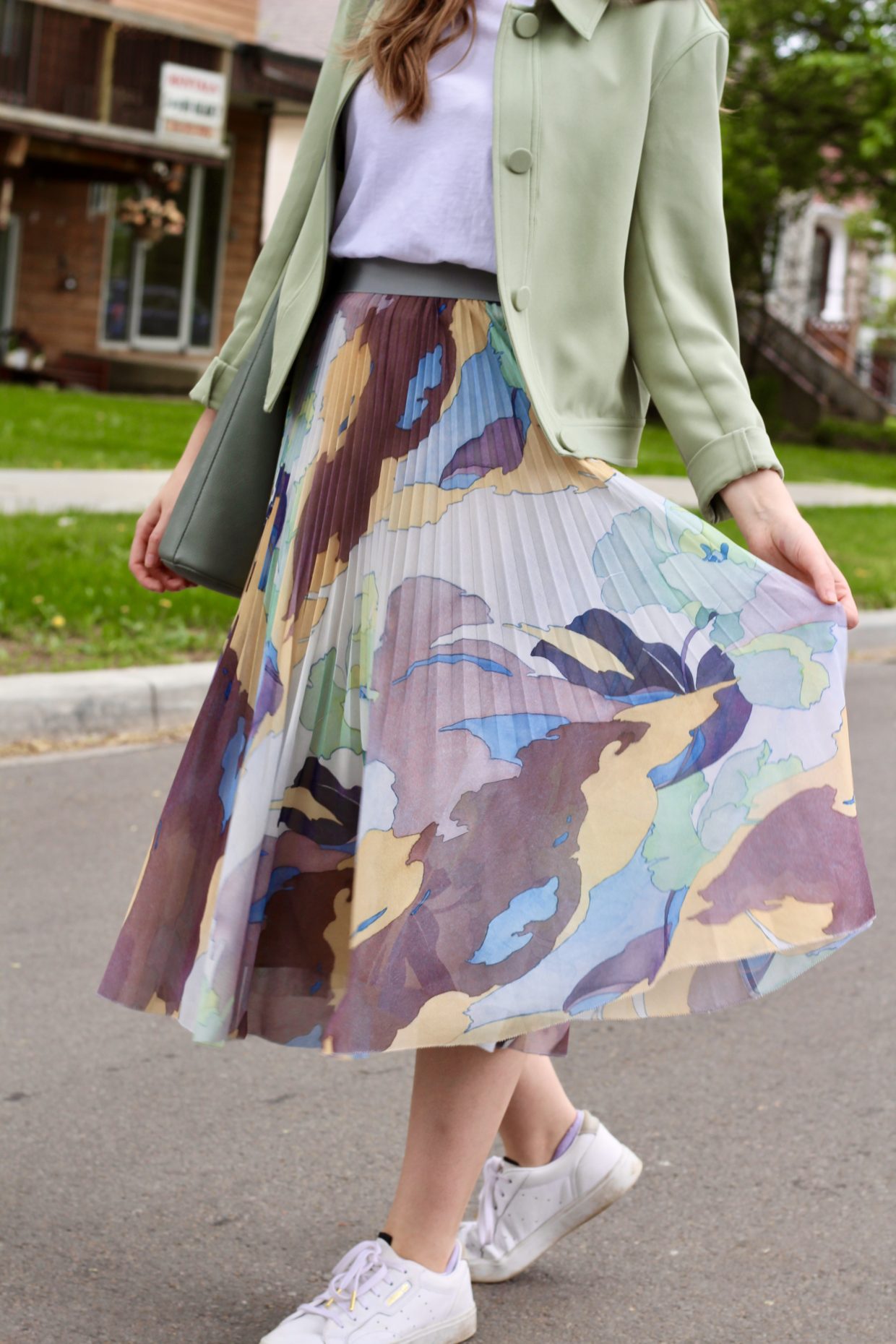 Aritzia Wilfred Twirl Skirt Outfit