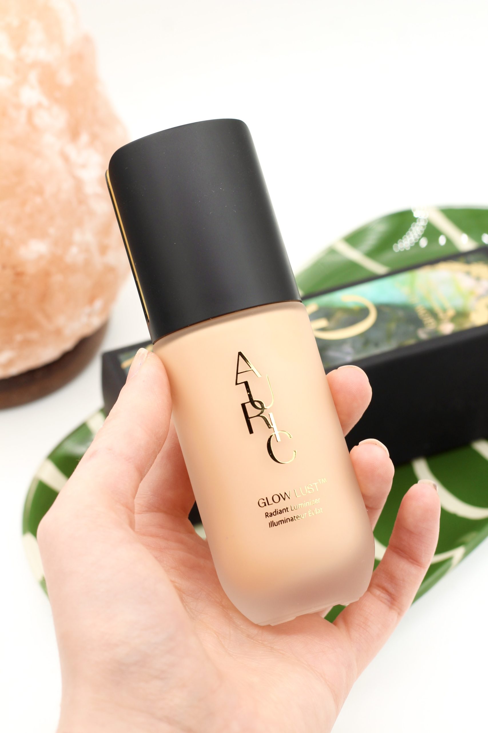 Auric Cosmetics Glow Lust Radiant Luminizer Review