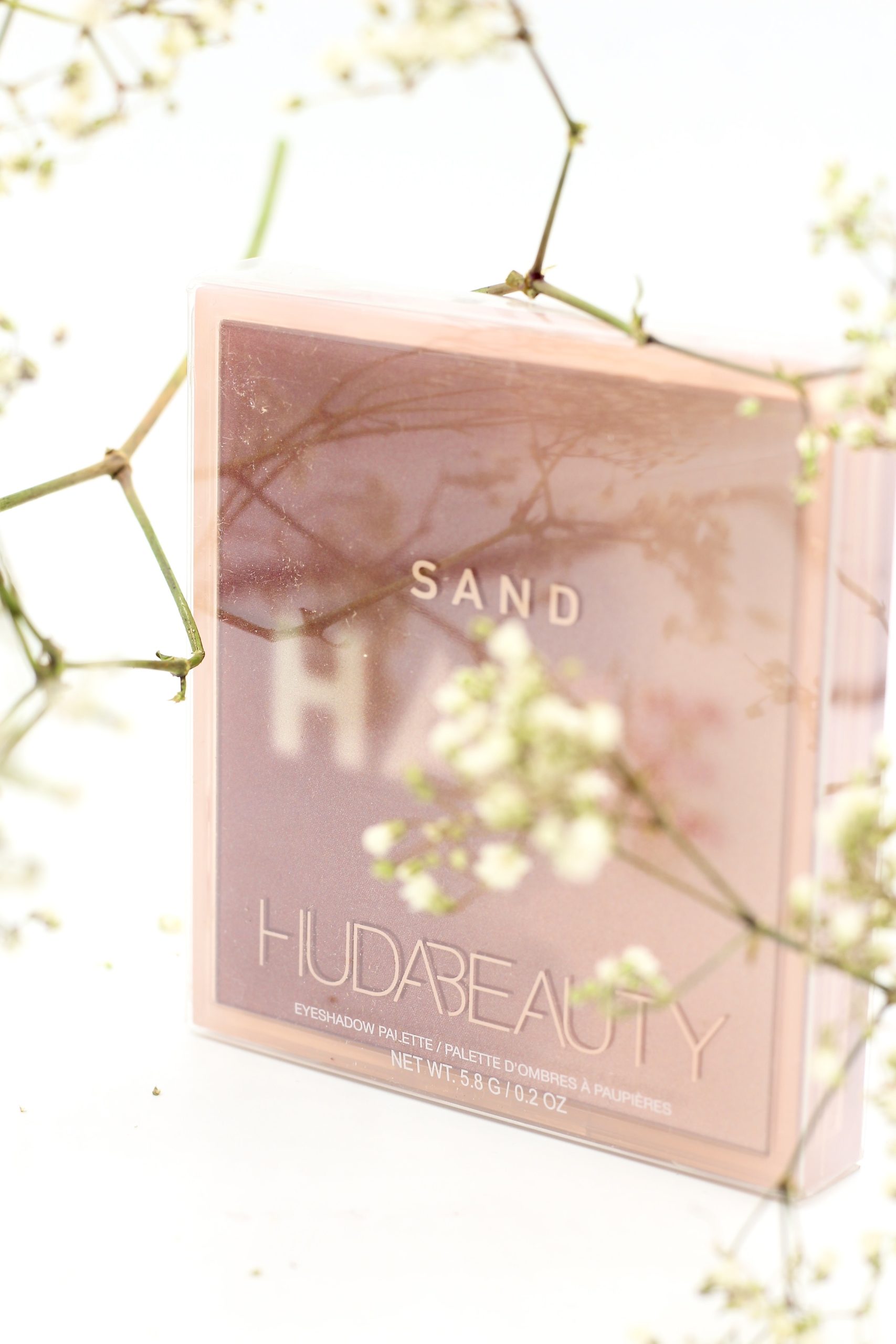 Huda Beauty Sand Haze Obsessions Palette