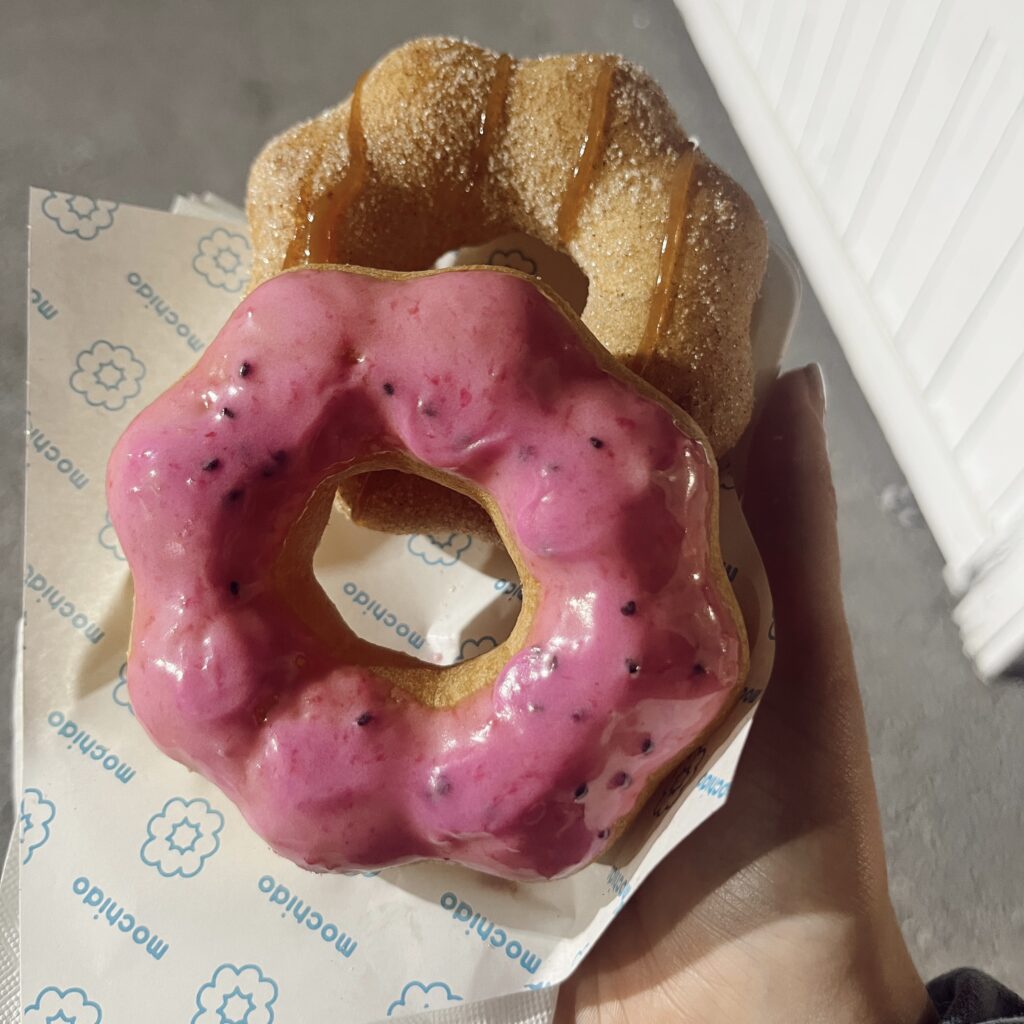 what to eat at the vancouver night market