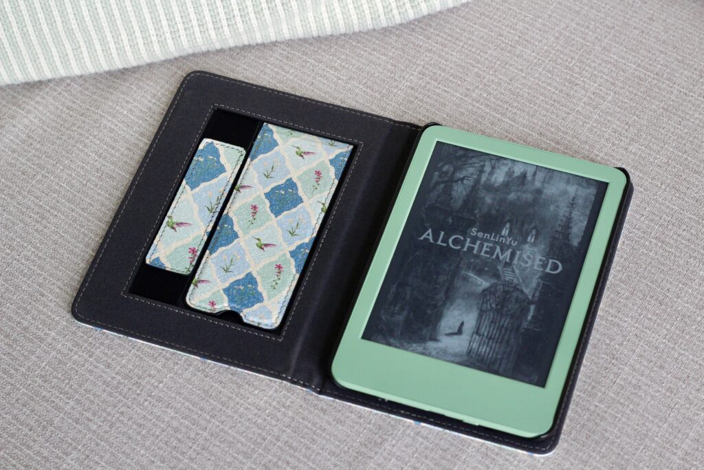 Lash Next Door Kindle Case review