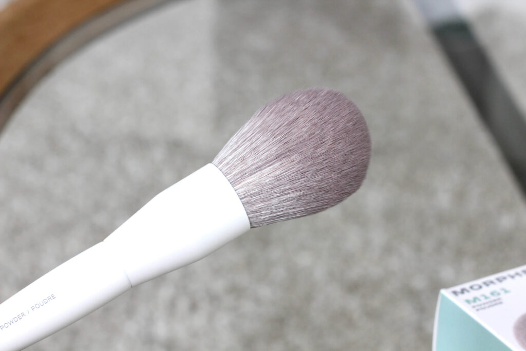 Morphe M161 Large Rounded Powder Brush review