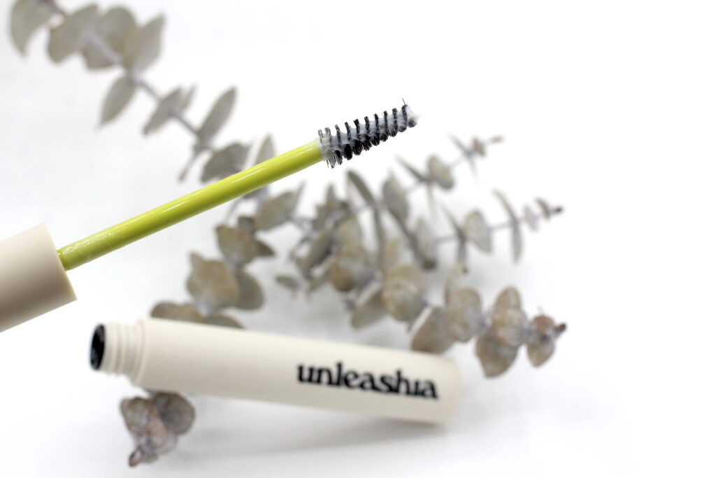 Unleashia Shaper Pomade Eyebrow Fixer