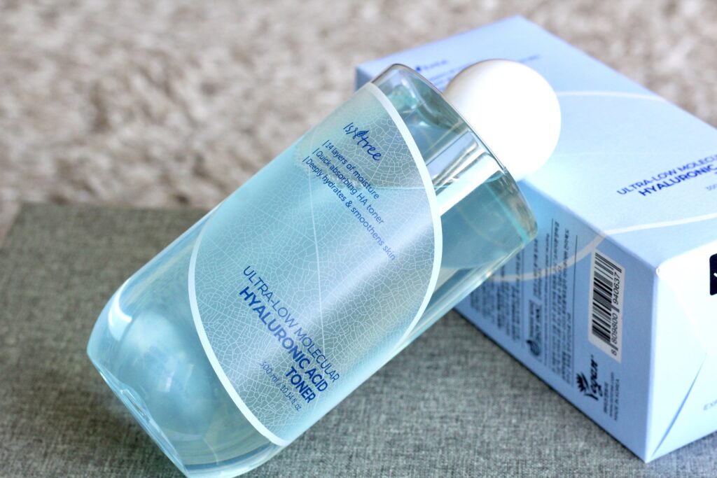 Isntree Ultra-Low Molecular Hyaluronic Acid Toner