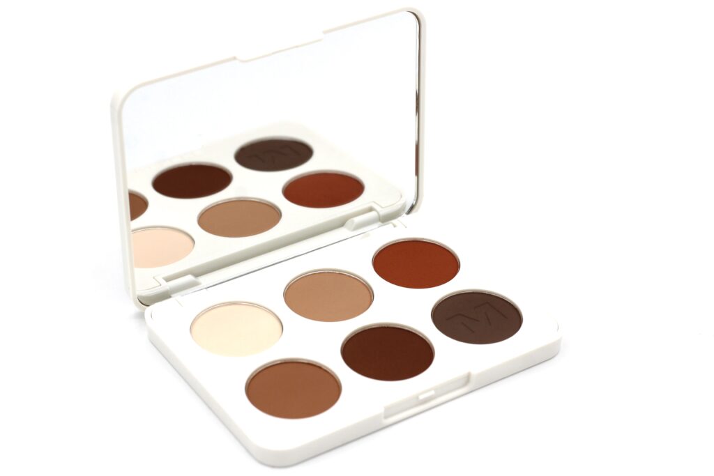 Eye makeup look created with the Morphe Tailored Nudes eyeshadow palette